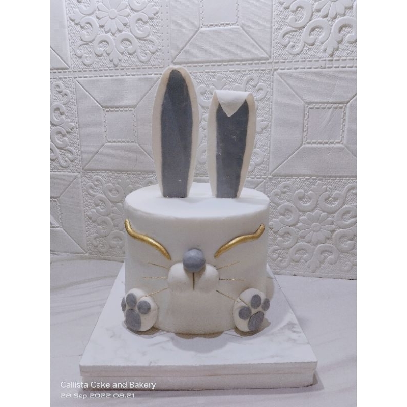 

Bunny Cake D18cm/Cake Ultah Cantik