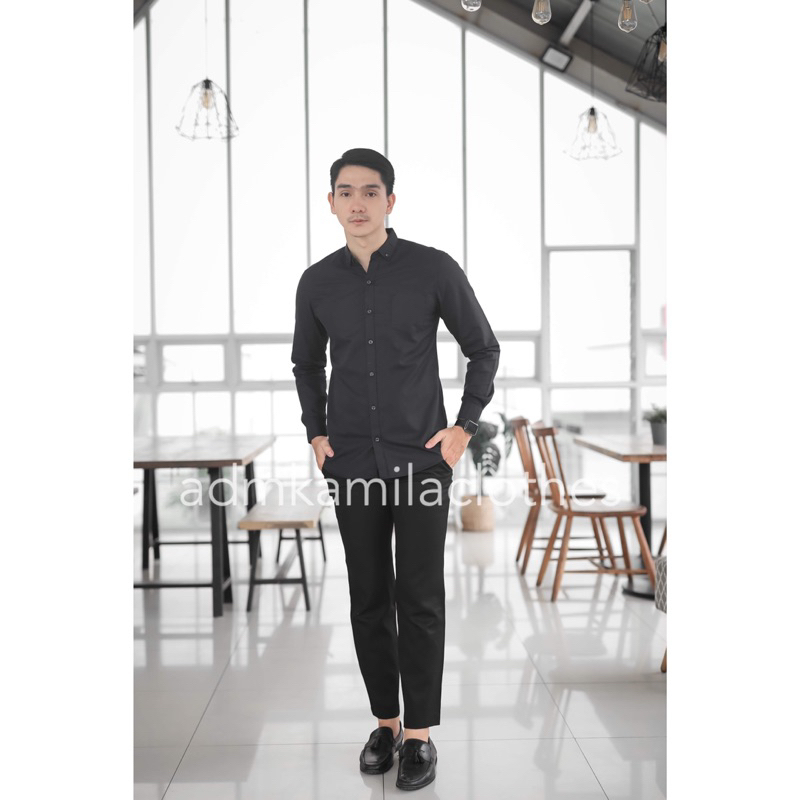 Kemeja pria cowok polos slimfit kasual basic HeM lengan panjang hitam