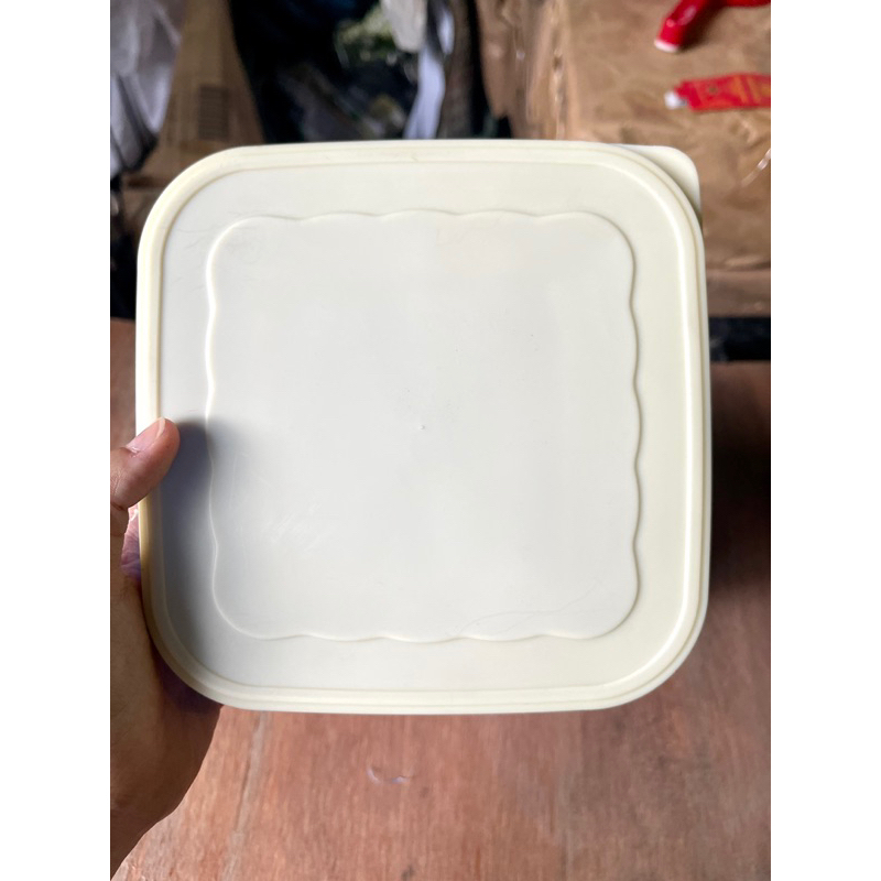 P-0008 TEMPAT KOTAK MAKAN PLASTIK FREE SENDOK - BEKAL MAKANAN 3 SEKAT SERBAGUNA - SOUVENIR KOTAK MAKAN