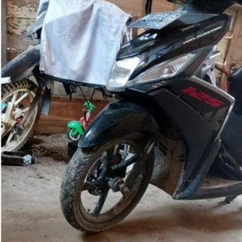 Spakbor depan Yamaha Mio M3 Mio z hitam ONLY