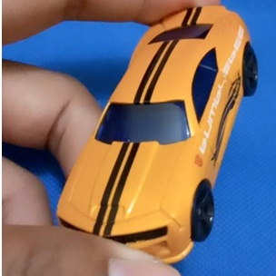 Diecast mobil transformes 1:64 Chevrolet Camaro Bumblebee