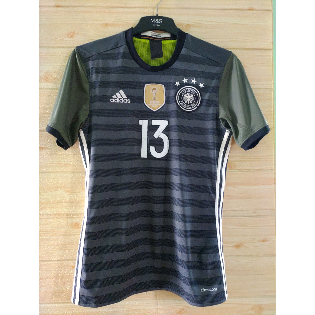Jersey Original Jerman Away 2016 Muller 13