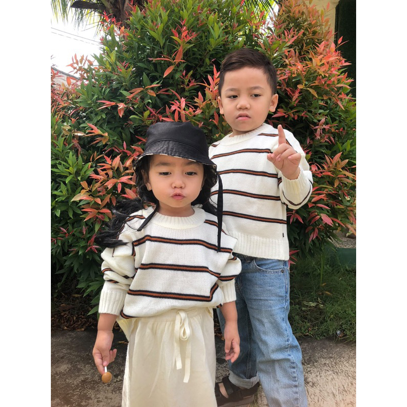 Elneda Couple sweater kid and mom (unisex)