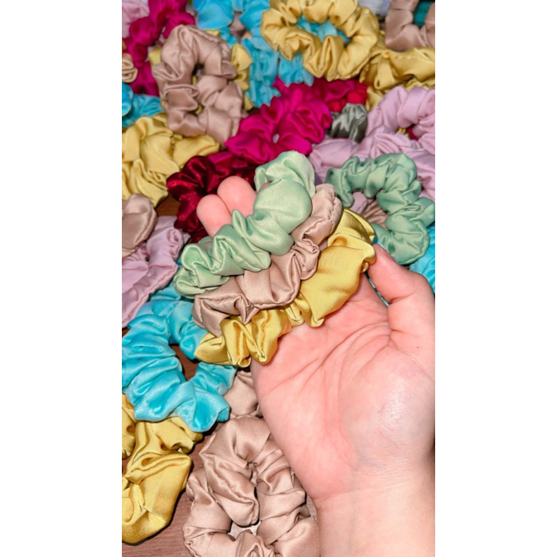 A318 SCRUNCHIE MURAH kunciran ikat rambut pita scrunchies ikatan hair tie aksesories aksesoris wanita perempuan cewek cewe panjang pendek souvenir cepol hijab cepolan nikahan nikah gift hadiah