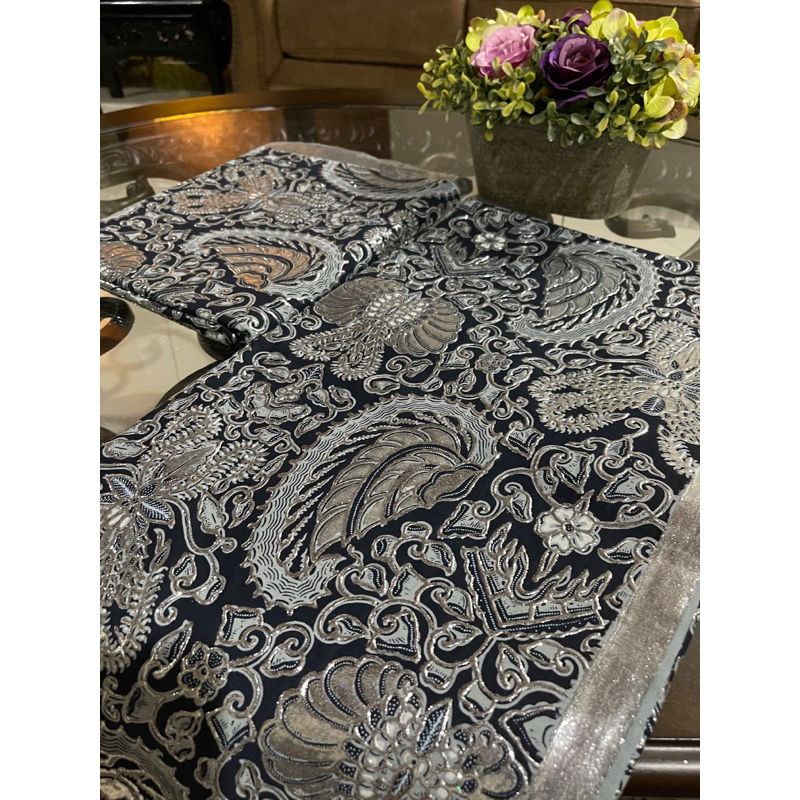 Sepasang Kain Pengantin Prada Premium