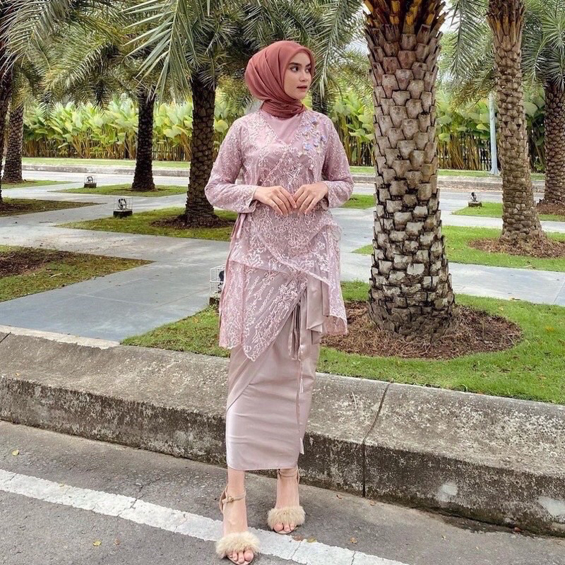 Jaleela Linora top in Rosegold
