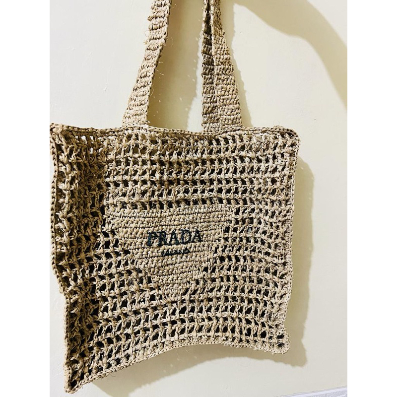 Tas Slempang Agel PRADA MALINO