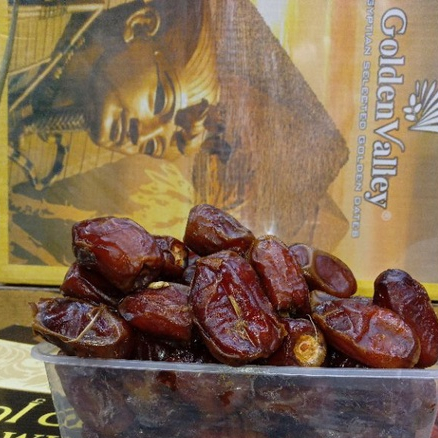

Kurma Mesir 250gram / Kurma Golden Valley