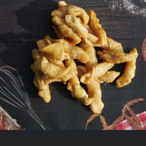

cemilan kacang intip caramel