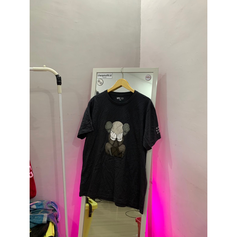 uniqlo x kaws tokyo first