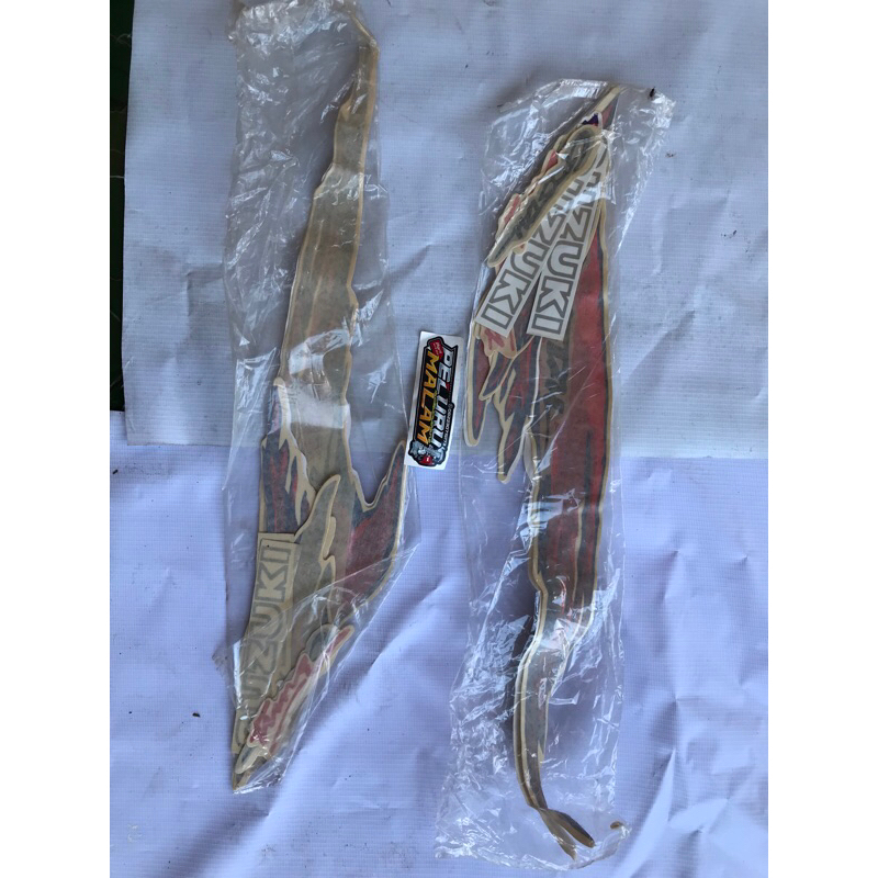 striping sticker suzuki crystal tune tahun 1993 original