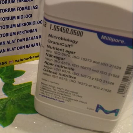 Nutrient Agar / NA / Media Mikrobiologi / Media NA Merck 1 gr