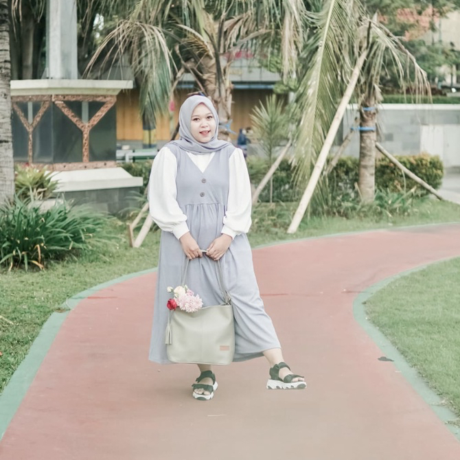 Set Tas Handbag / Bahu Tote Bahan Kulit Imitasi Kapasitas Besar untuk Wanita Totebag Rumbai Gantungan