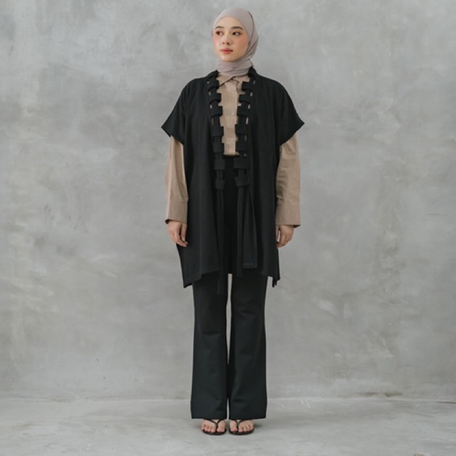 Hana Outer by Myomira