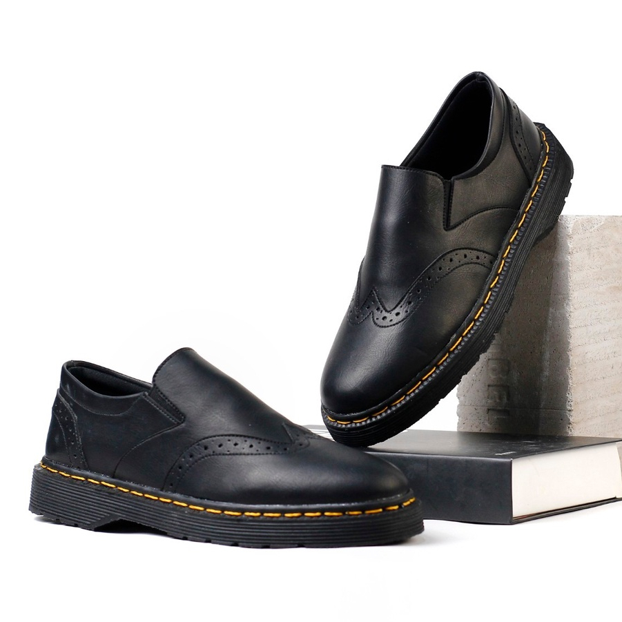 Sepatu Loafers Pria Casual Docmart Kulit Formal Original