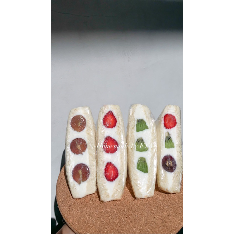 

Fruit Sandwich | Fruit Sando | SIAP KIRIM VIA INSTAN
