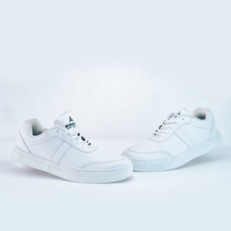 SEPATU PUTIH RUNNING PRIA WANITA