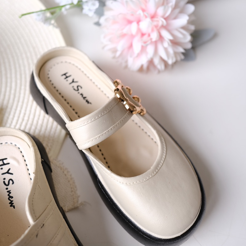 Winka SlipOn / SANDAL WANITA TERBARU