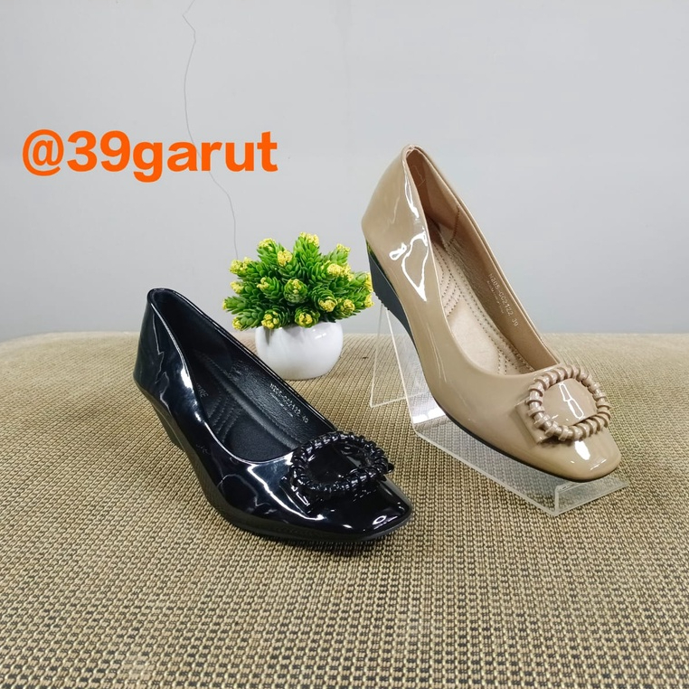 Sepatu Wanita Bettina N205-CC2122