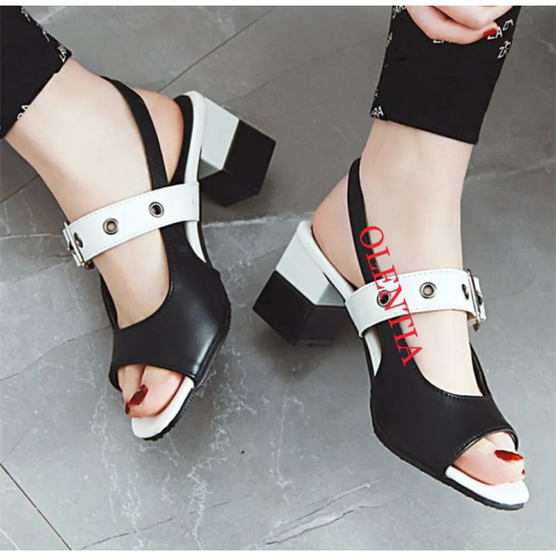 Sendal Wanita Heels 5cm gesper IR 01