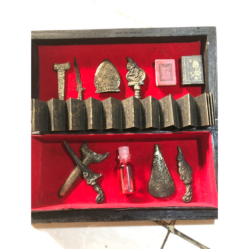 Keris Semar, Nogososro, Kitab Stanbul, Andarun,  dan Minyak