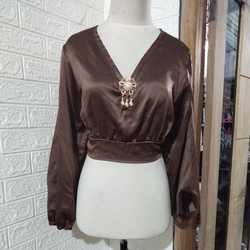 crop top satin