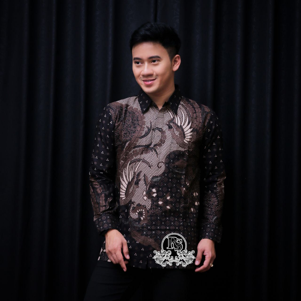 Kemeja batik pria motif cucakrowo