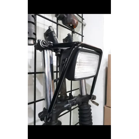 Dudukan Lampu Suzuki TS125 Lampu mini suzuki TS 125 dudukan plus lampu mini untuk shock Suzuki TS125