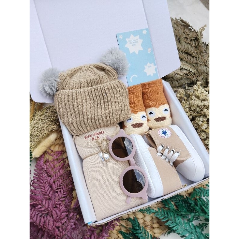 Hampers Bayi Baby Gift Set Unisex Kado Kelahiran Parcel Bayi Laki-laki Perempuan + Paper Bag