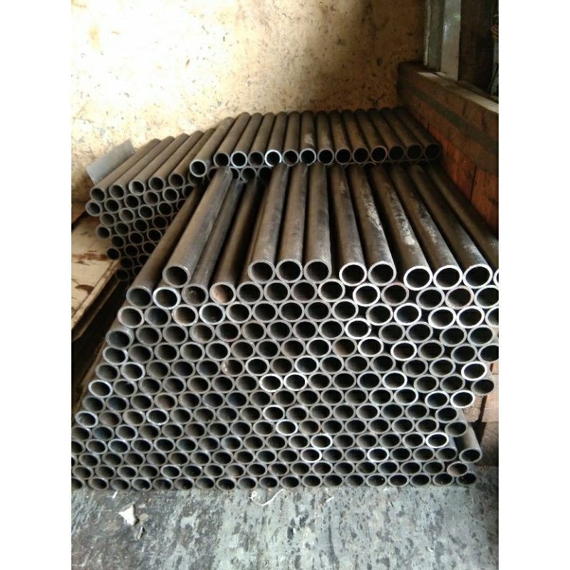 Pipa Besi Seamless Od 30 Id 25 panjang 30 cm