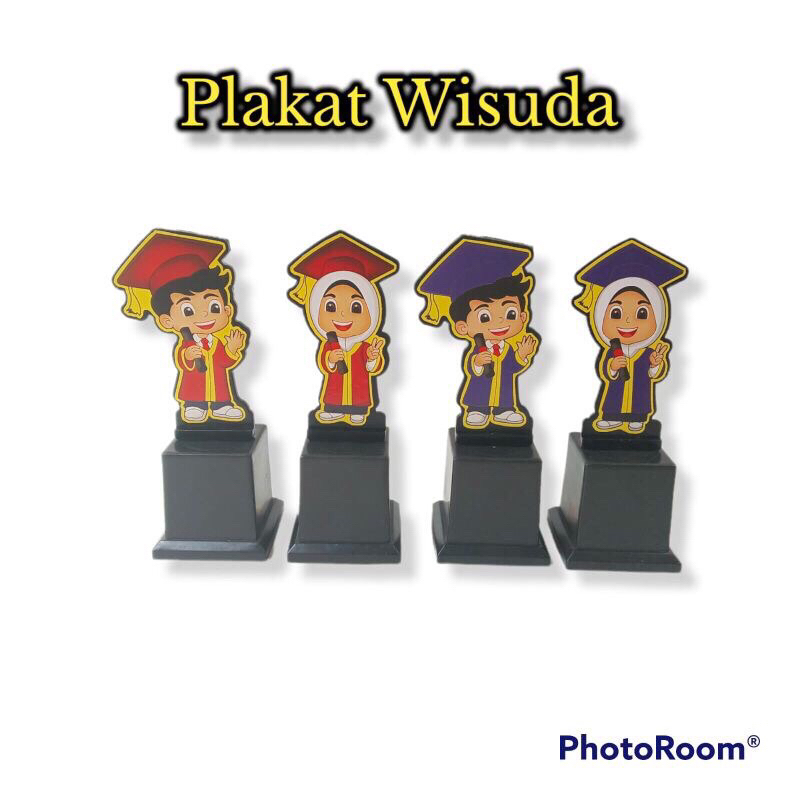 PLAKAT PIALA WISUDA ANAK TK AKRILIK KOTAK HITAM