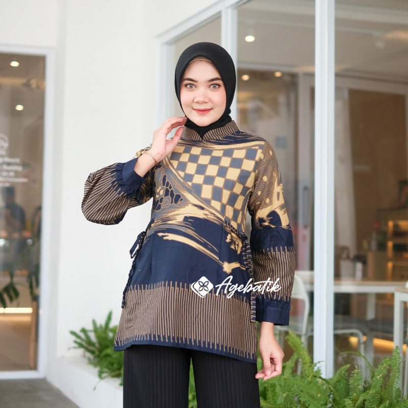 AGEBATIK AGE0009 - Blouse Batik Wanita Lengan Panjang Pendek - Slim Fit - Motif Catur Navy - Katun P