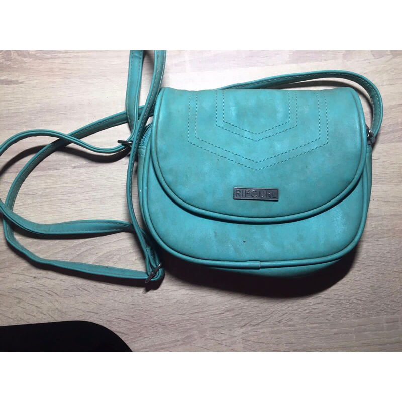 preloved slingbag ripcurl