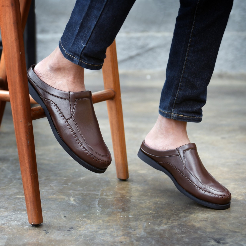 RIONZ MARCO- Sepatu Kulit PU Asli Casual Santai Slip On Pria Mules Slop Tutong Bustong Cowok Dewasa Semi Formal Pria Kantor Pesta Kondangan Gereja Original Murah Trendy Terbaru Terlaris