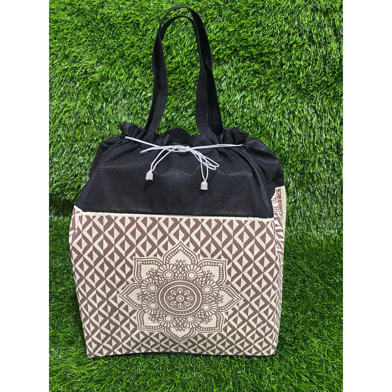 HARGA LUSIN ISI 12 BIJI• TAS HAJATAN SERUT SIZE 22x22 TEBAL 50 GSM MURNI BUKAN ABAL ABAL BATIK TENGAH