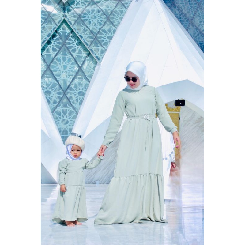 Drees cringkle/drees couple anak bunda/drees kekinian/gaun kekinian/gamis cringkle/gamis busui/drees