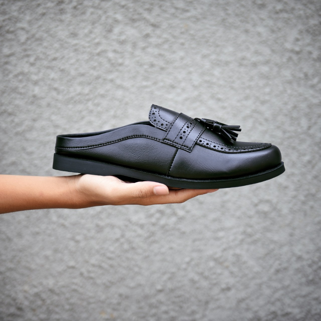 RIONZ MARTINES - Sepatu Kulit PU Asli Casual Santai Slip On Pria Mules Slop Tutong Bustong Cowok Dewasa Semi Formal Pria Kantor Pesta Kondangan Gereja Original Murah Trendy Terbaru Terlaris