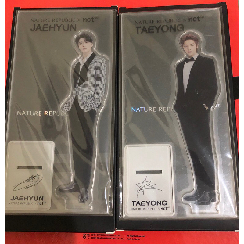 OFFICIAL STANDEE ACRYLIC NCT 127 TAEYONG JAEHYUN x NATURE REPUBLIC JAPAN (SUIT)