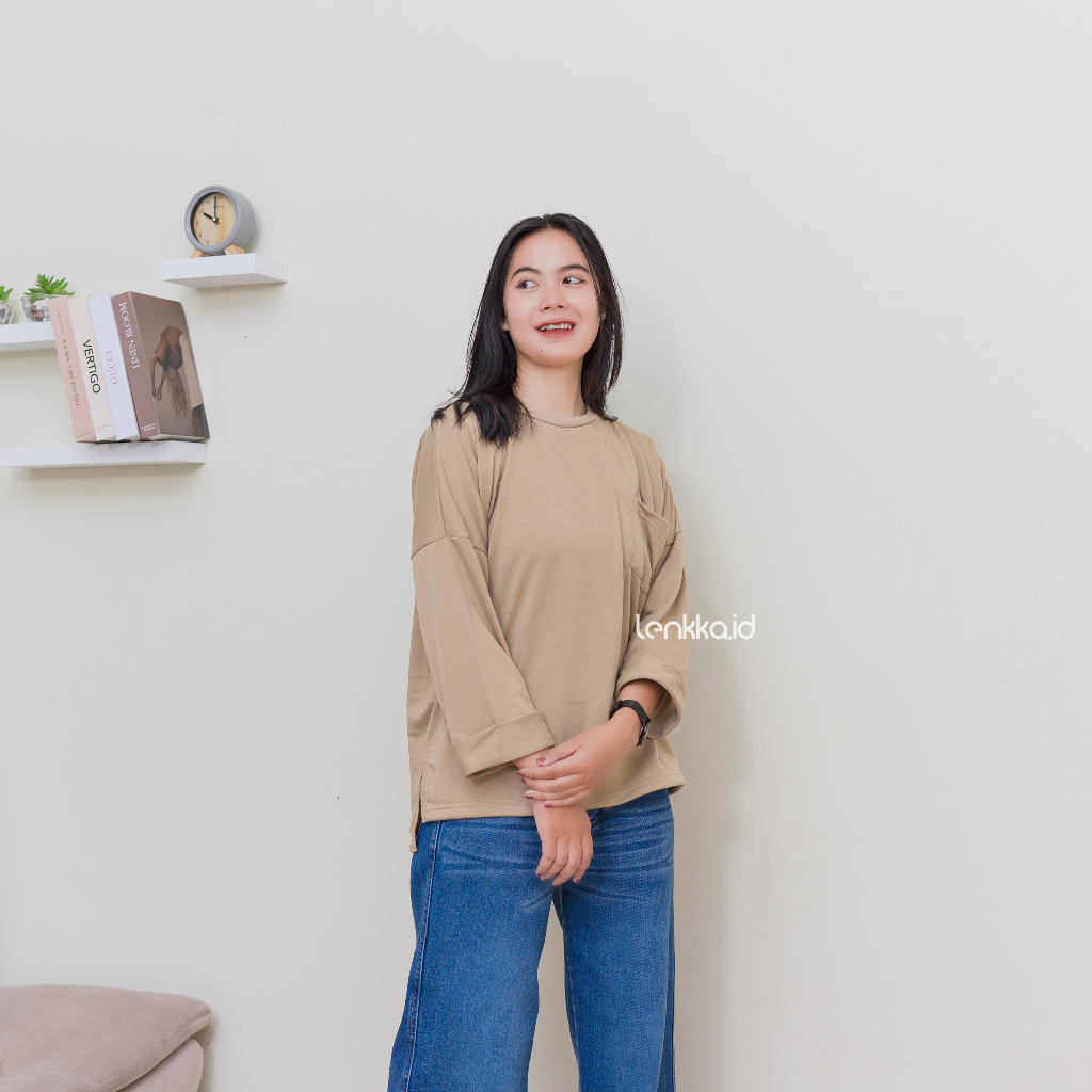 T-shirt Keiko Pocket Oversize Lengan Lipat Atasan Wanita Simple