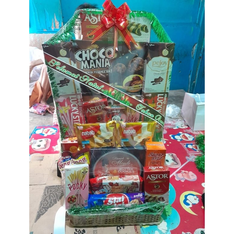 

Parcel Natal - Parcel Snack Lebaran - Hampers Gift Lebaran Idul Fitri