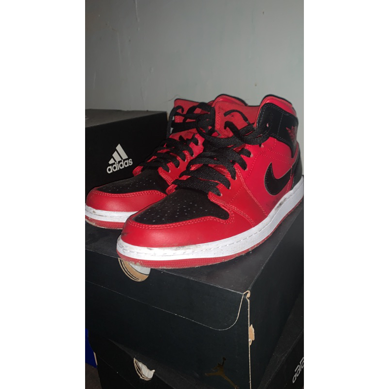 jordan 1 mid
