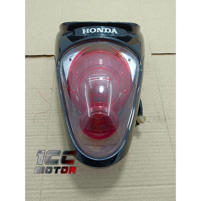 Lampu Belakang StopLamp Scoopy ESP 2018 Original