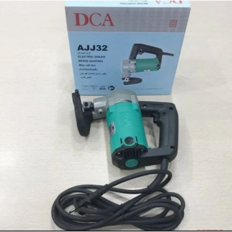 

Alat Mesin Gunting Plat merk DCA AJJ32 Shear