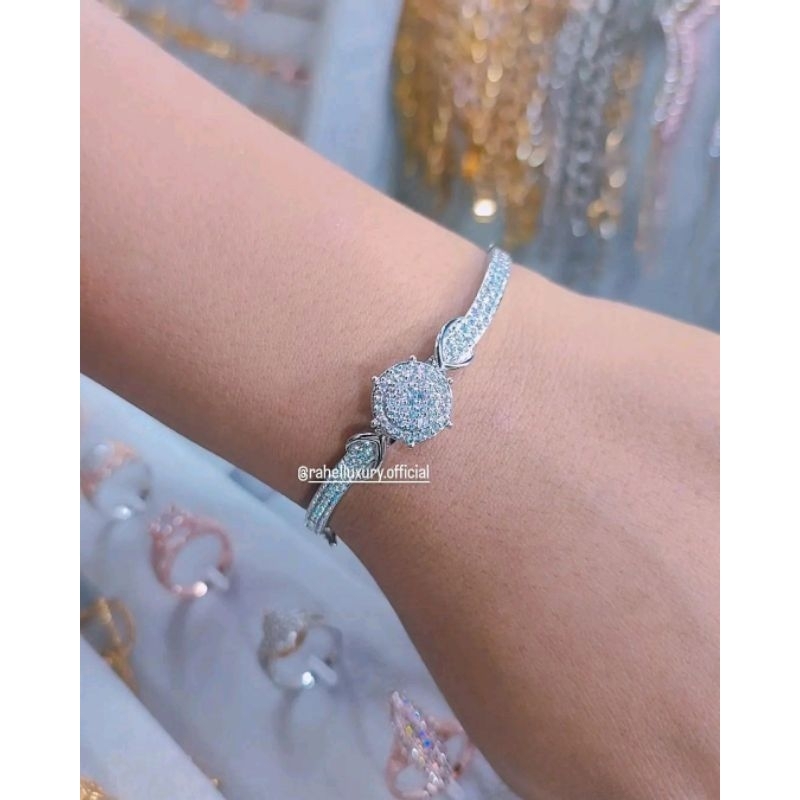 GELANG VIER BANGLE