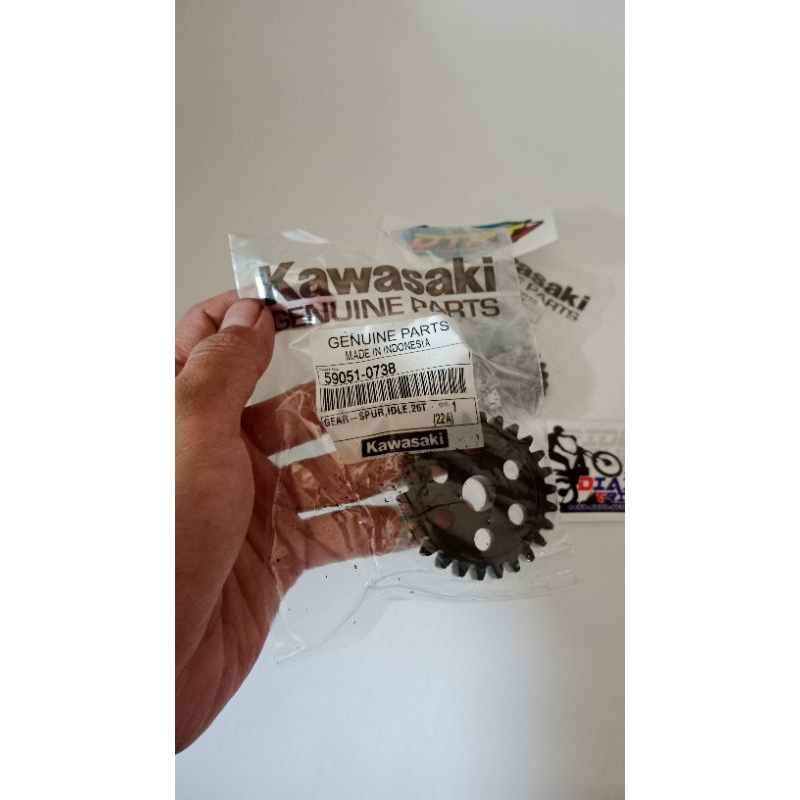 Gigi penghatar selah klx 150/GEAR SPUR IDLE 26T KGP ORIGINAL 100%