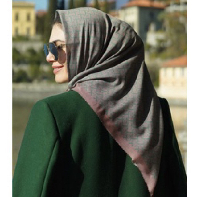 Preloved Bimu by Buttonscarves