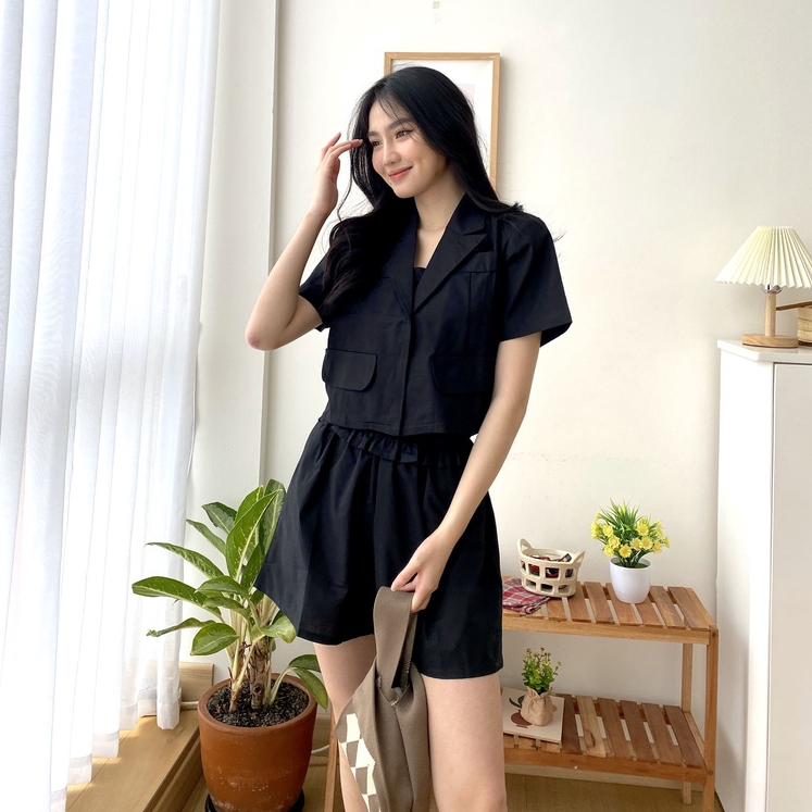 Farisa Jumpsuit - Setelan Wanita Korea - Blazer - Jumpsuit - Casual Set