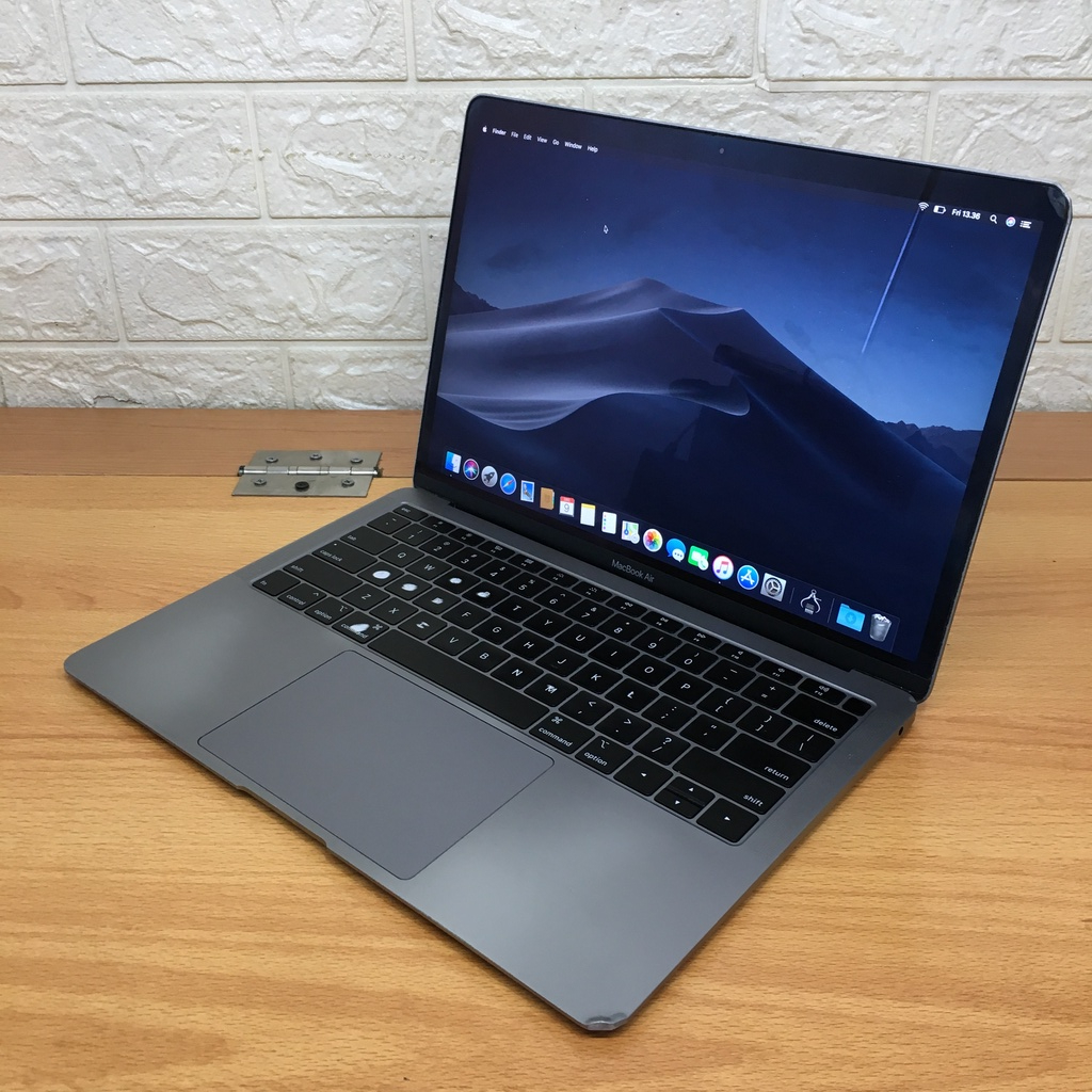 MacBook Air 2018 Retina Intel Core i5 RAM 8GB SSD 256GB 13.3 Inch