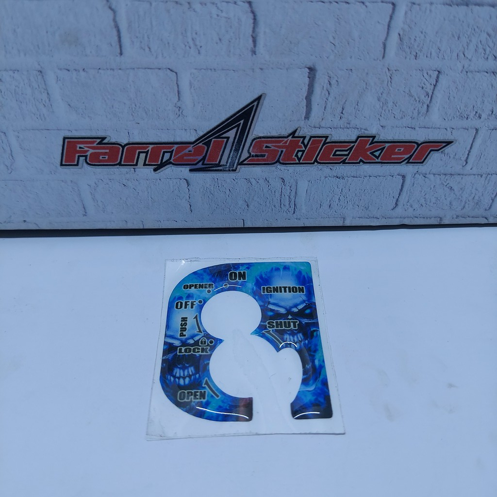 Stiker emblem kunci vario 125 old