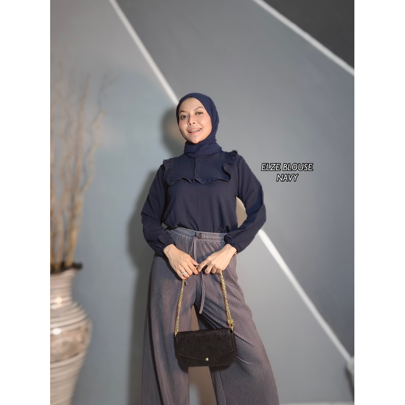 ELZE BLOUSE // KEMEJA ATASAN // TOP